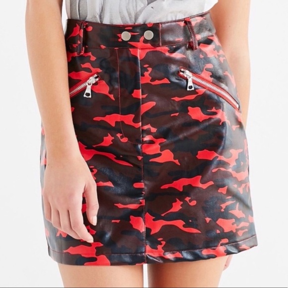 I. Am.Gia Faux Leather Leopard Skirt - Picture 2 of 6